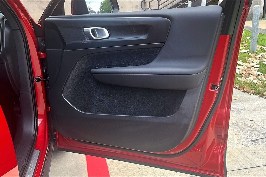 2023 Volvo C40 Recharge Pure Electric Twin Plus