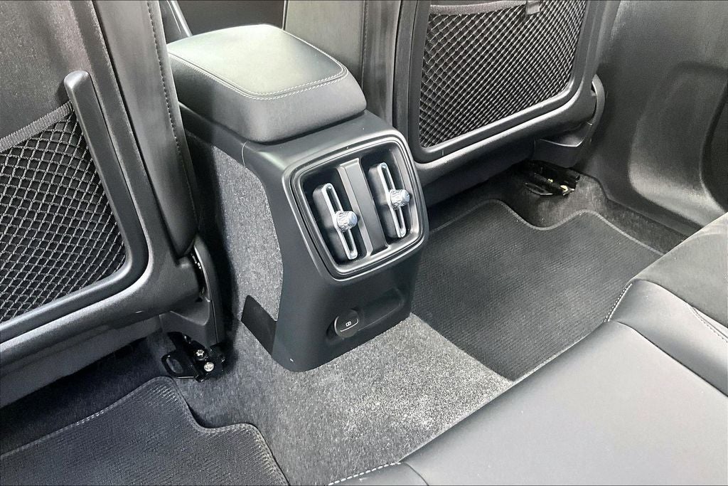 2023 Volvo C40 Recharge Pure Electric Twin Plus