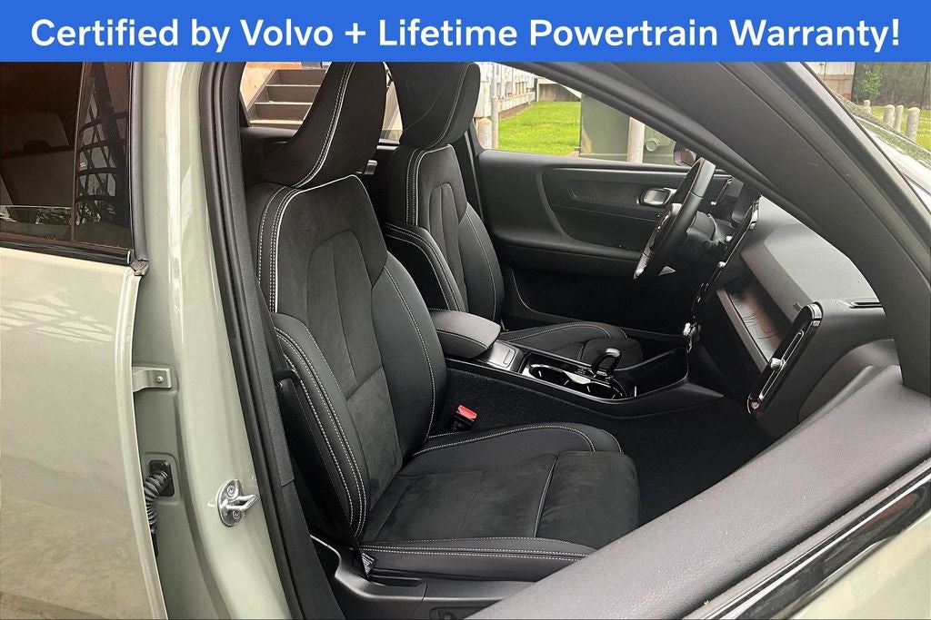2023 Volvo C40 Recharge Pure Electric Twin Plus