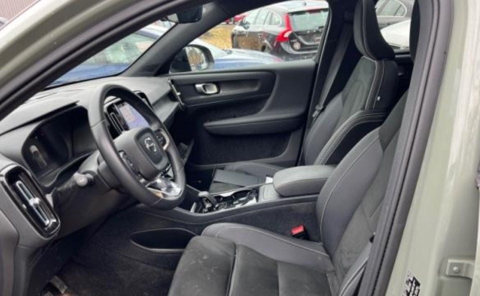 2023 Volvo C40 Recharge Pure Electric Twin Plus