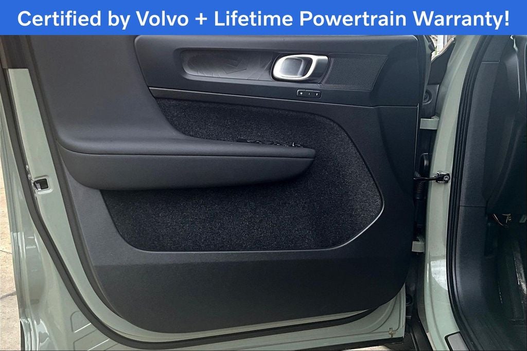 2023 Volvo C40 Recharge Pure Electric Twin Plus