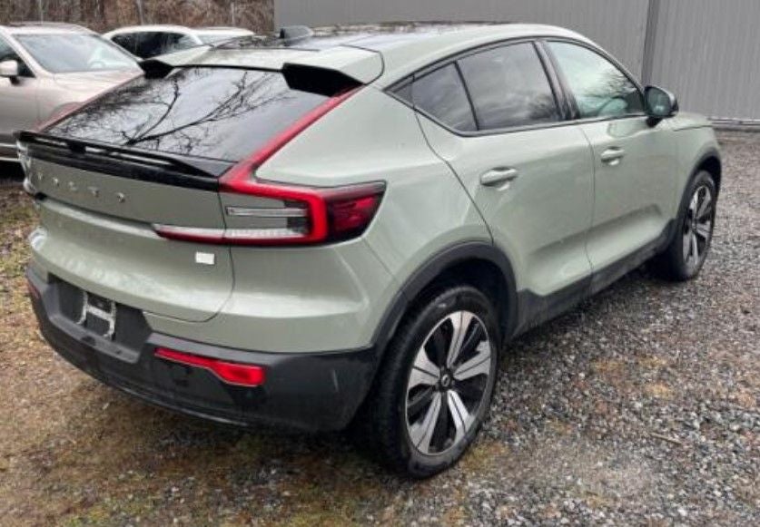 2023 Volvo C40 Recharge Pure Electric Twin Plus