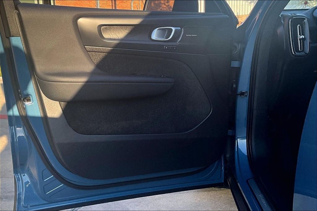 2023 Volvo C40 Recharge Pure Electric Ultimate