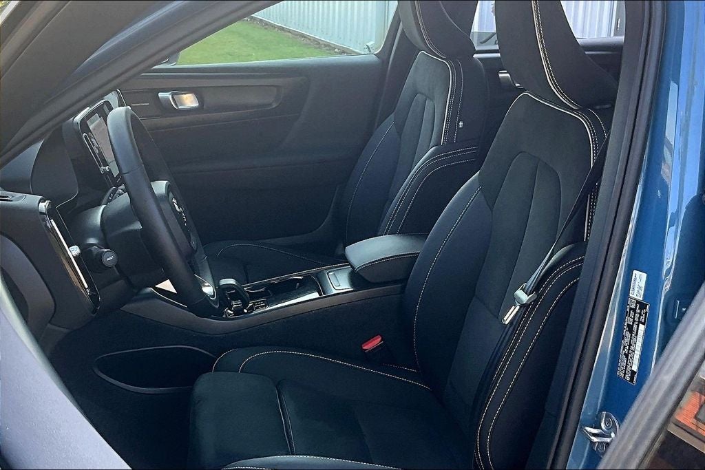 2023 Volvo C40 Recharge Pure Electric Ultimate