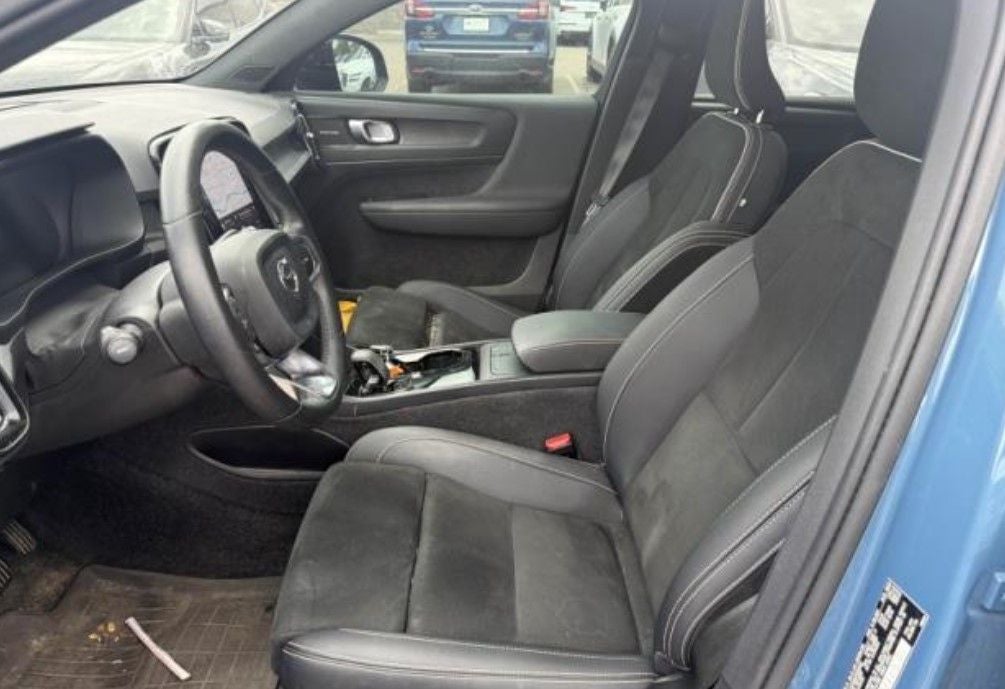 2023 Volvo C40 Recharge Pure Electric Ultimate