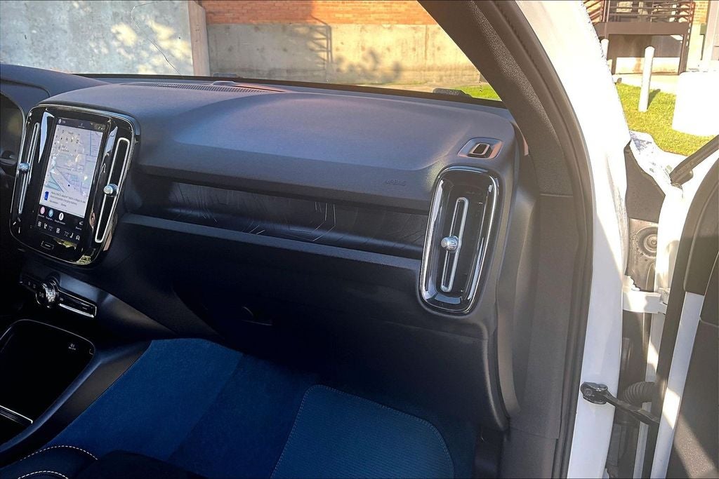 2023 Volvo C40 Recharge Pure Electric Ultimate