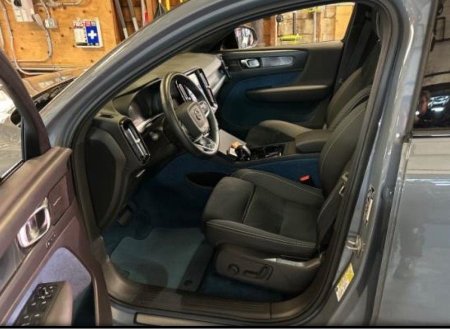 2023 Volvo C40 Recharge Pure Electric Ultimate