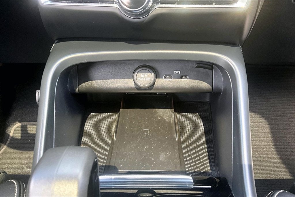 2023 Volvo C40 Recharge Pure Electric Ultimate
