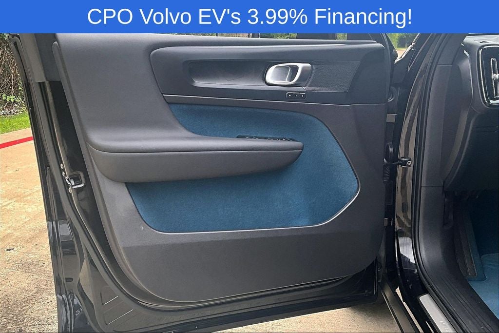 2023 Volvo XC40 Recharge Pure Electric Twin Plus