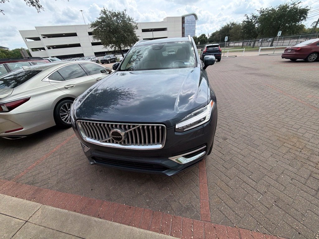 2024 Volvo XC90 Recharge Plug-In Hybrid T8 Plus Bright Theme 7 Passenger