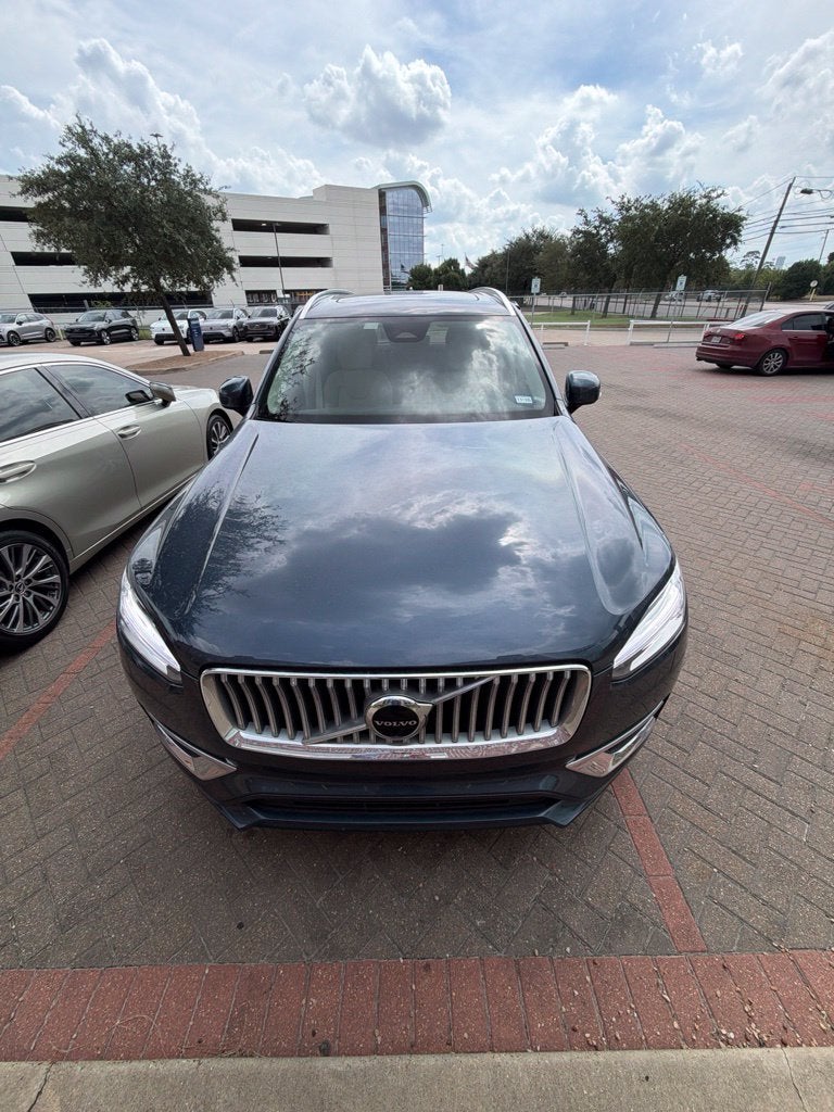 2024 Volvo XC90 Recharge Plug-In Hybrid T8 Plus Bright Theme 7 Passenger