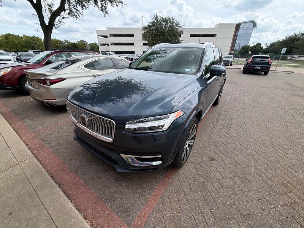2024 Volvo XC90 Recharge Plug-In Hybrid T8 Plus Bright Theme 7 Passenger