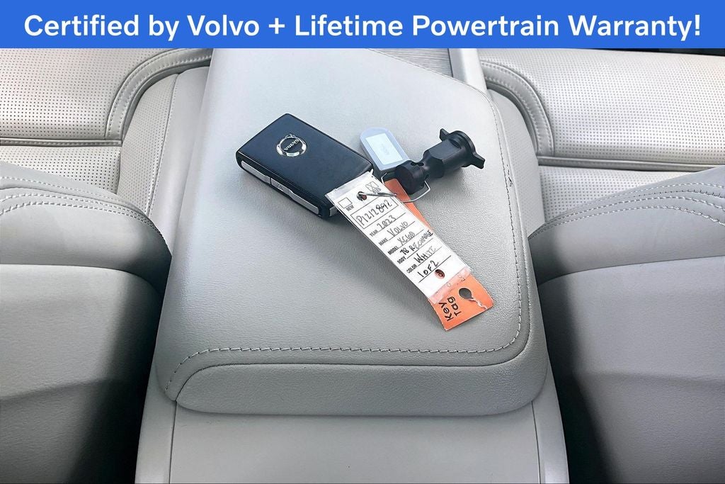 2023 Volvo XC60 Recharge Plug-In Hybrid Ultimate