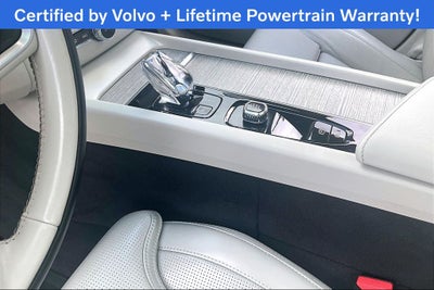 2023 Volvo XC60 Recharge Plug-In Hybrid Ultimate