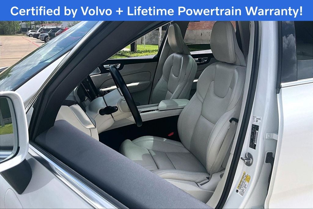 2023 Volvo XC60 Recharge Plug-In Hybrid Ultimate