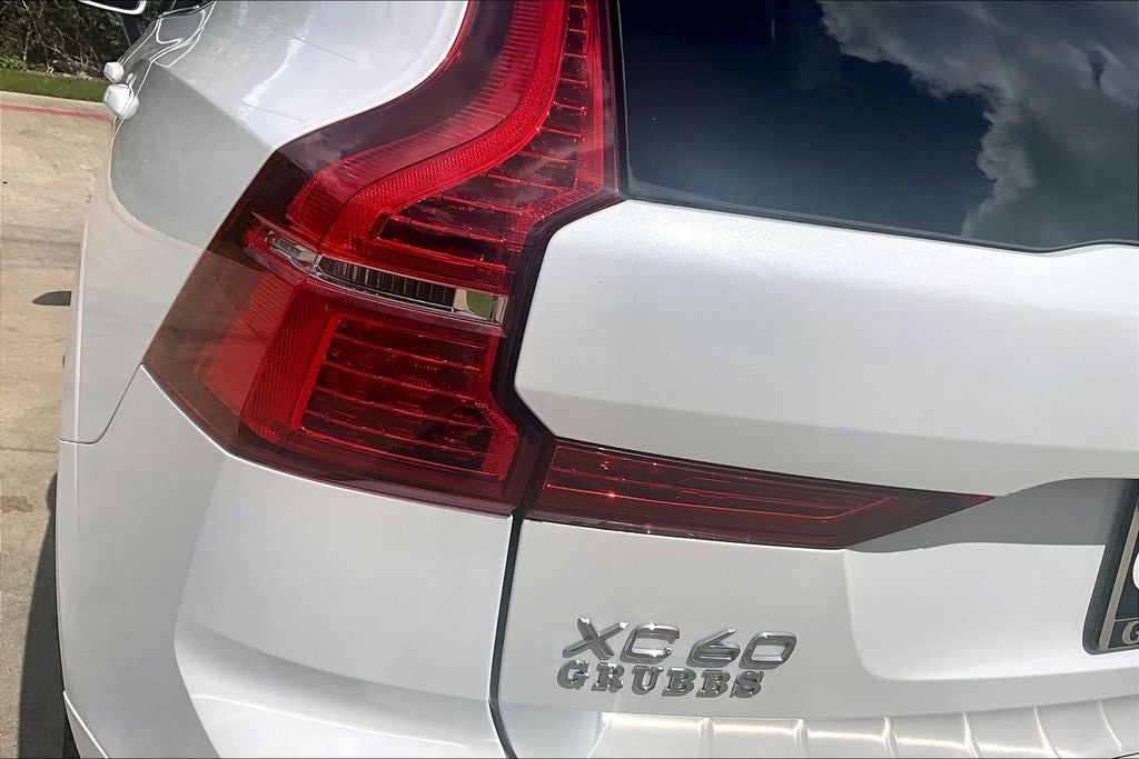 2023 Volvo XC60 Recharge Plug-In Hybrid Ultimate