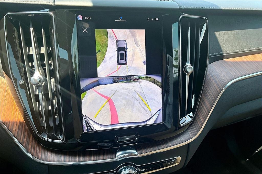 2024 Volvo XC60 Recharge Plug-In Hybrid Ultimate
