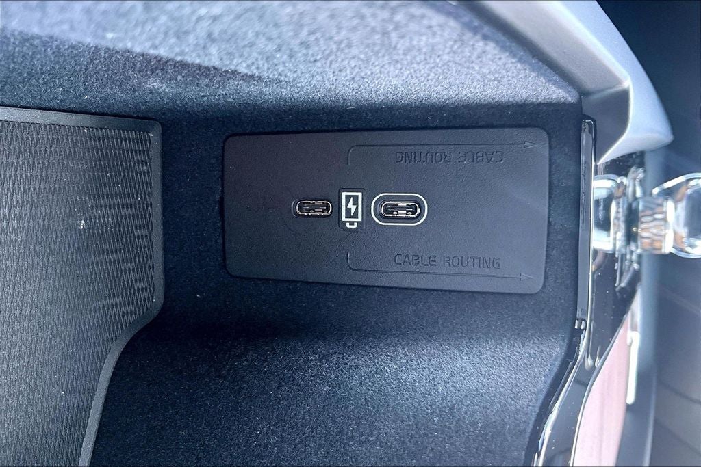 2024 Volvo XC60 Recharge Plug-In Hybrid Ultimate