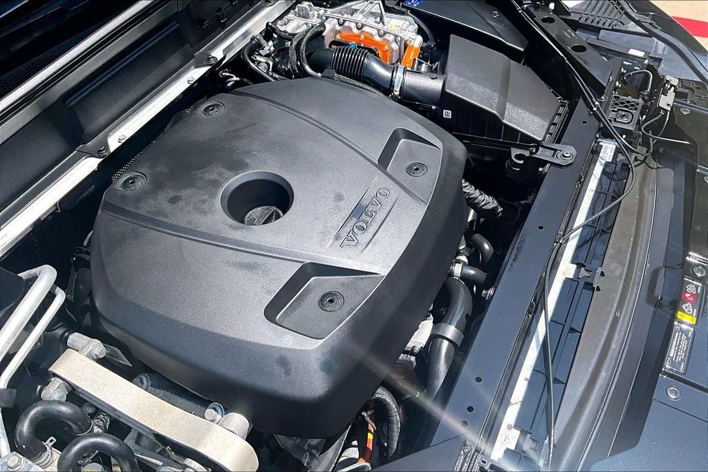 2024 Volvo XC60 Recharge Plug-In Hybrid Ultimate