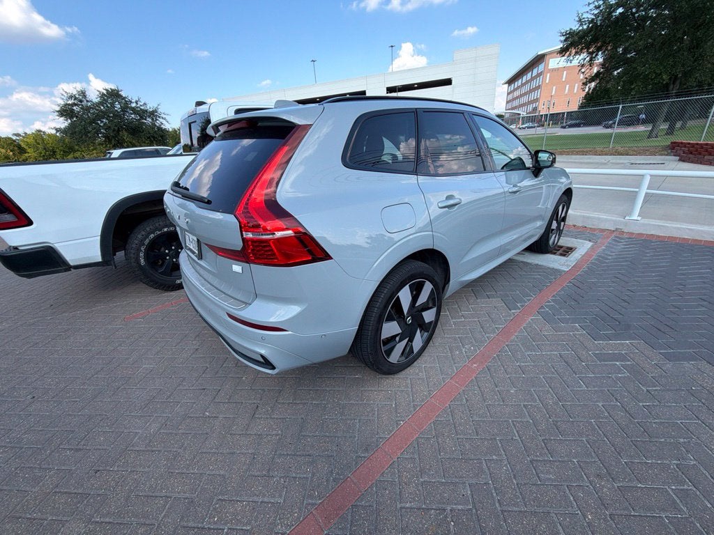 2024 Volvo XC60 Recharge Plug-In Hybrid Ultimate