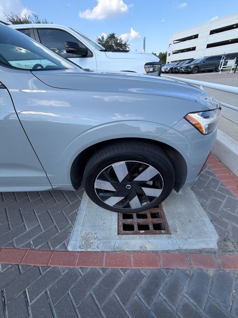2024 Volvo XC60 Recharge Plug-In Hybrid Ultimate