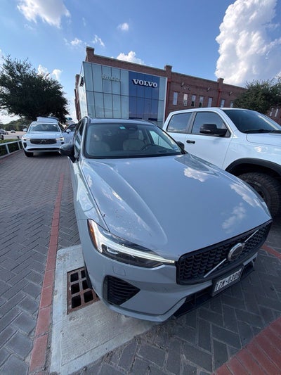 2024 Volvo XC60 Recharge Plug-In Hybrid Ultimate