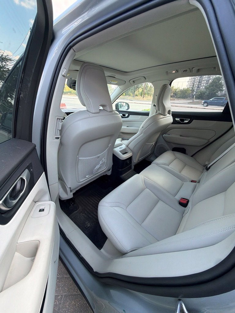 2024 Volvo XC60 Recharge Plug-In Hybrid Ultimate