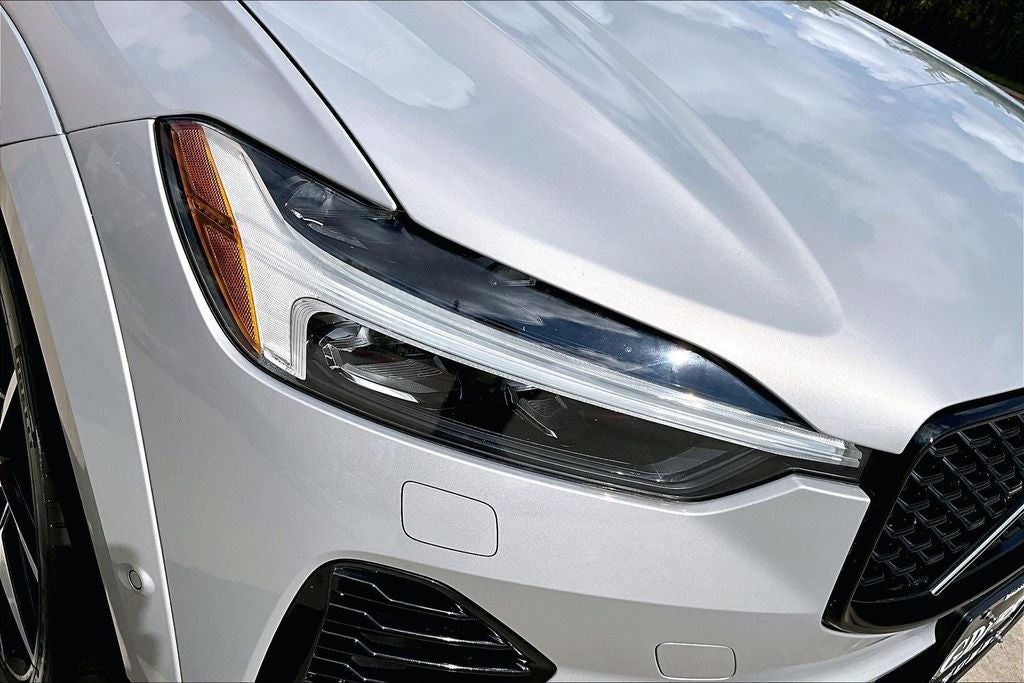 2023 Volvo XC60 Recharge Plug-In Hybrid T8 Polestar