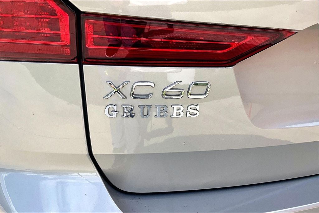 2023 Volvo XC60 Recharge Plug-In Hybrid T8 Polestar