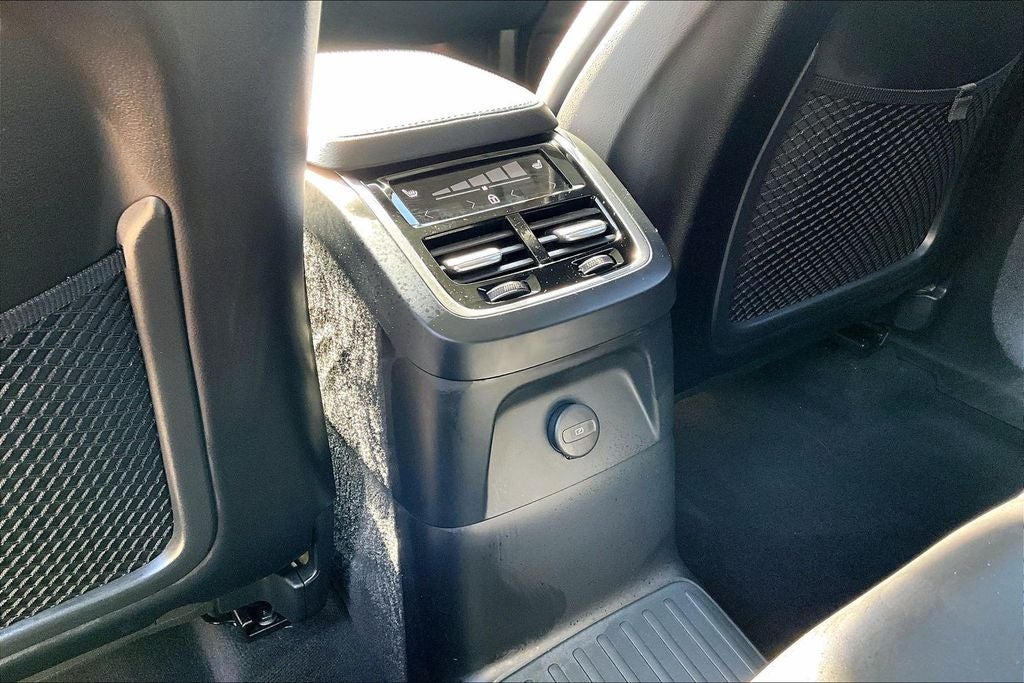 2025 Volvo XC90 Plug-In Hybrid T8 Ultra 7 Passenger