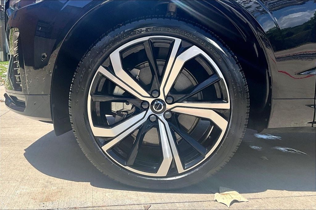 2025 Volvo XC60 Plug-In Hybrid T8 Ultra