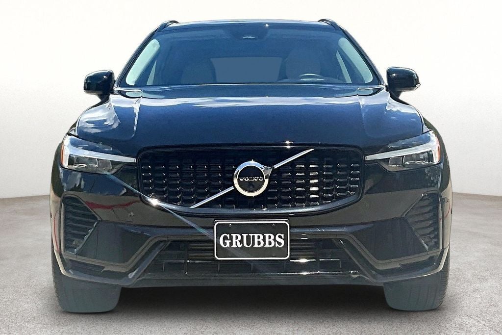 2025 Volvo XC60 Plug-In Hybrid T8 Ultra