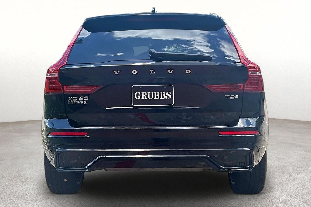 2025 Volvo XC60 Plug-In Hybrid T8 Ultra