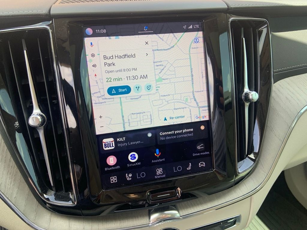2023 Volvo XC60 B5 Ultimate Bright Theme