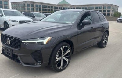 2023 Volvo XC60 B5 Ultimate Dark Theme