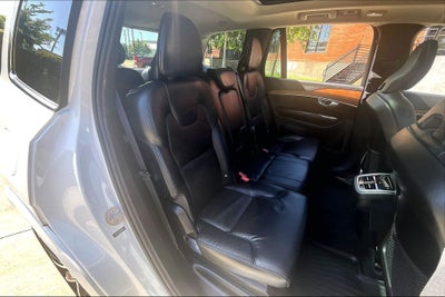 2024 Volvo XC90 B5 Plus