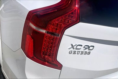 2024 Volvo XC90 B5 Plus