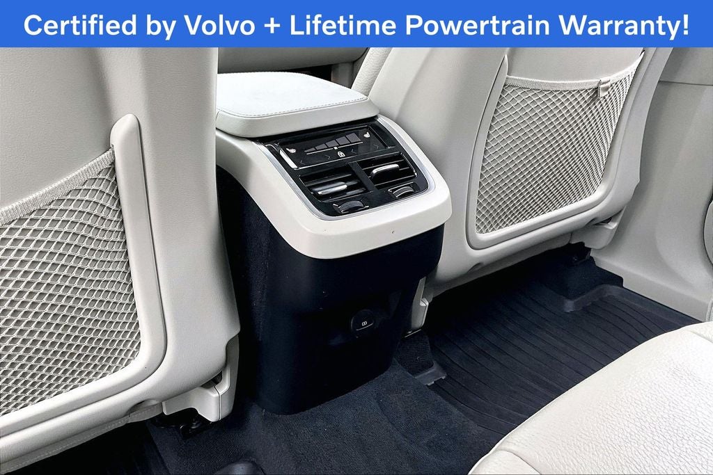 2023 Volvo XC90 B5 Core