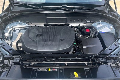 2023 Volvo XC60 B5 Ultimate Bright Theme