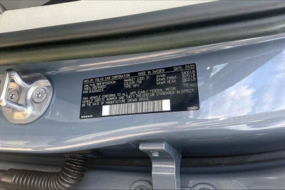 2023 Volvo XC60 B5 Ultimate Bright Theme
