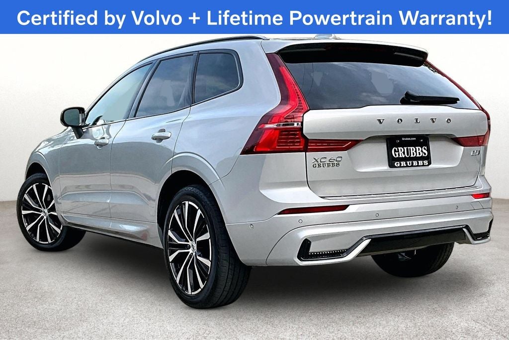 2024 Volvo XC60 B5 Plus Dark Theme