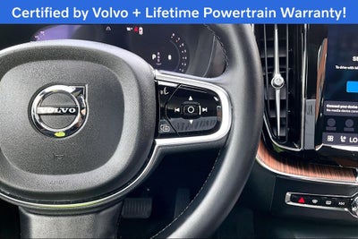 2024 Volvo XC60 B5 Plus Dark Theme