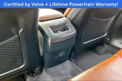 2024 Volvo XC60 B5 Plus Dark Theme
