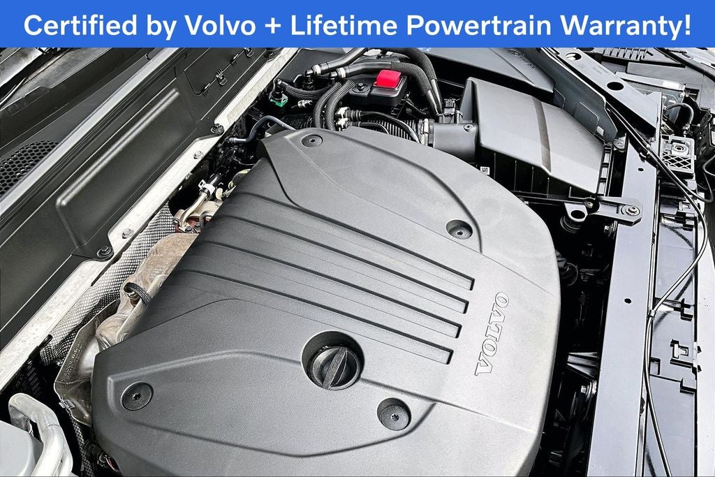 2024 Volvo XC60 B5 Plus Dark Theme