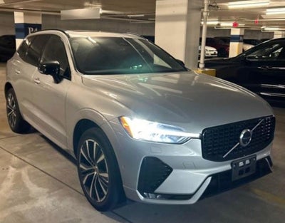2024 Volvo XC60 B5 Plus Dark Theme