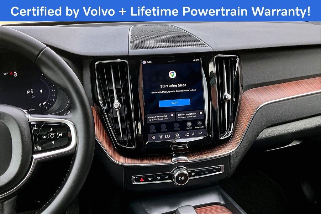 2024 Volvo XC60 B5 Plus Dark Theme