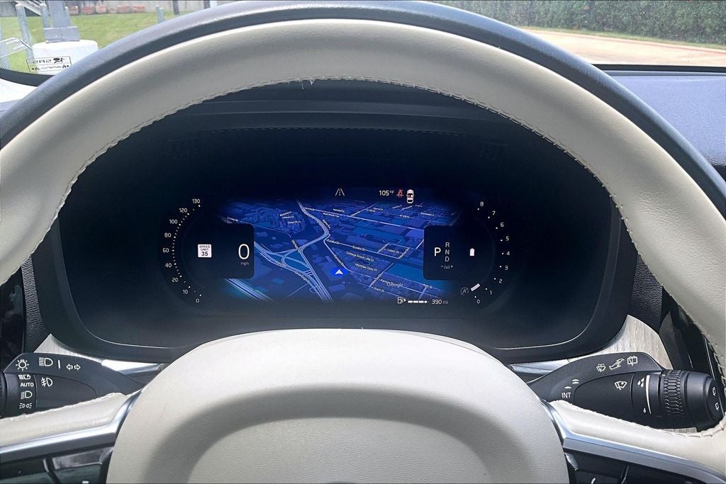 2024 Volvo XC60 B5 Plus Dark Theme