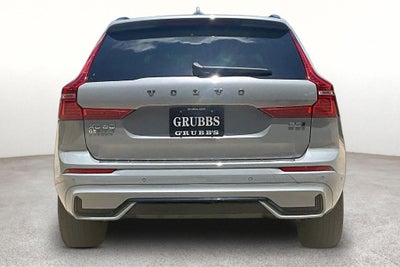 2024 Volvo XC60 B5 Plus Dark Theme