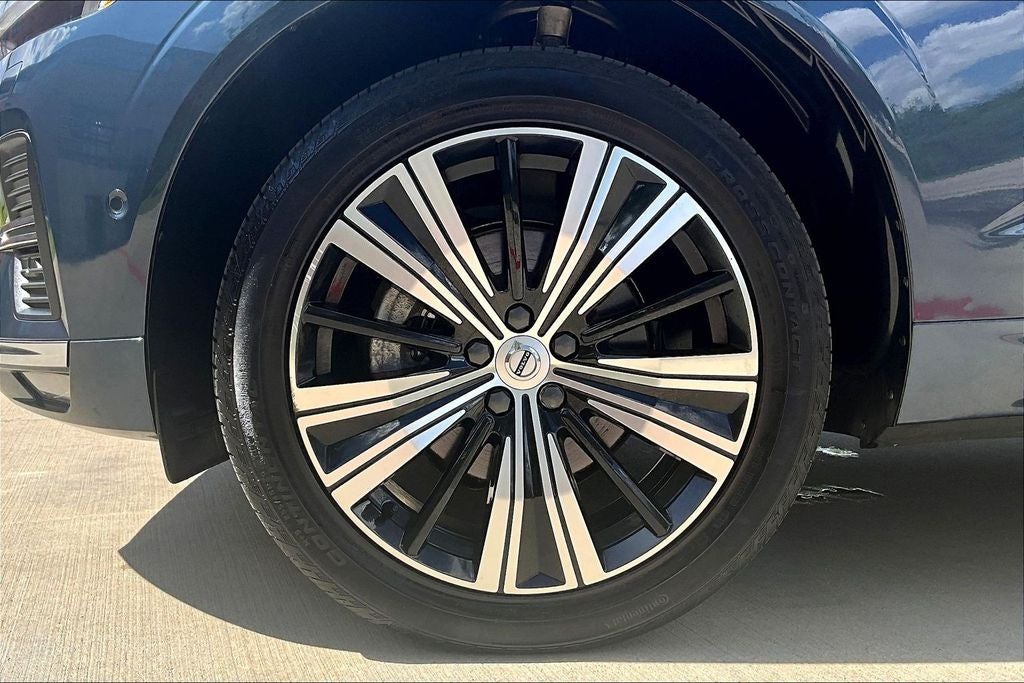 2023 Volvo XC60 B5 Plus Bright Theme