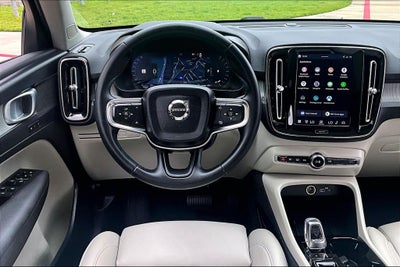 2026 Volvo XC40 B5 Plus